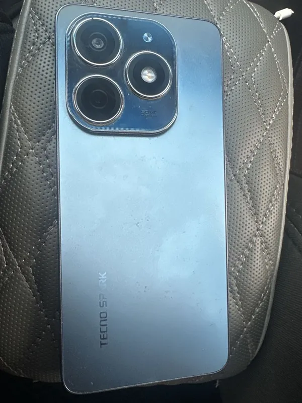 Tecno spark camon 20 — фото 3