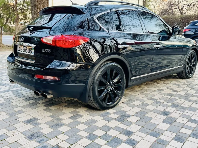 Продаётся своя Infiniti EX35 — фото 3