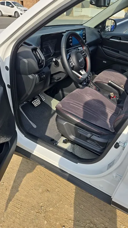 KIA SONET FULL 3 ПОЗИЦИЯ 2025 жыл пробег 300 журген сатылады — фото 4