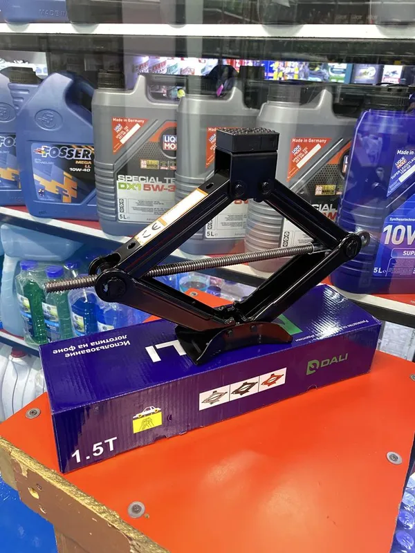 Damkrat universal avto 1.5T
