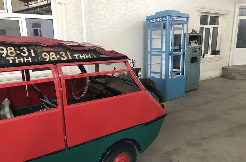 Соаетиский самаделний автомобили Сабсь -2, 3
