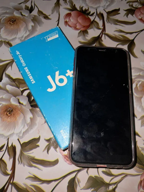 J6+ 1 J6+ 1