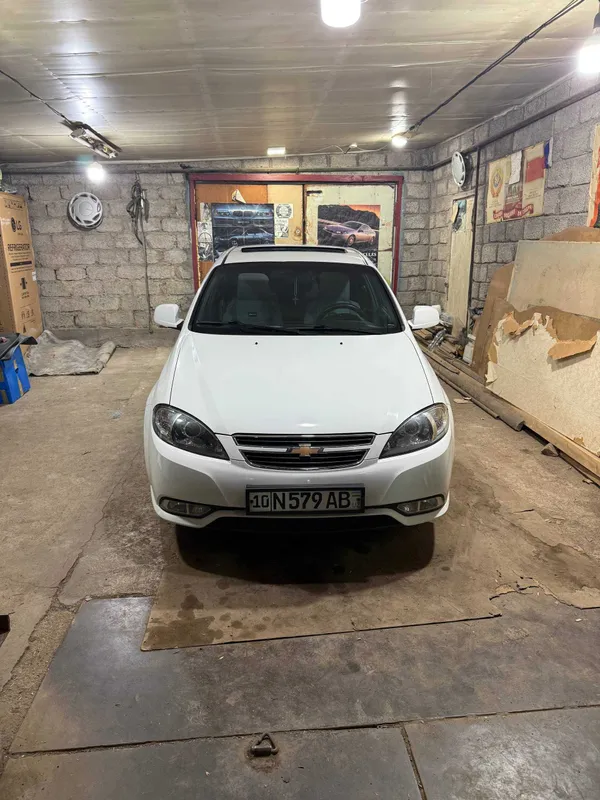 Chevrolet Gentra 2018 sotiladi (3-pozitsiya, Avtomat) — Holati ideal