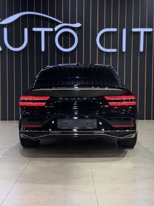 Genesis G80 (Full option) — фото 1