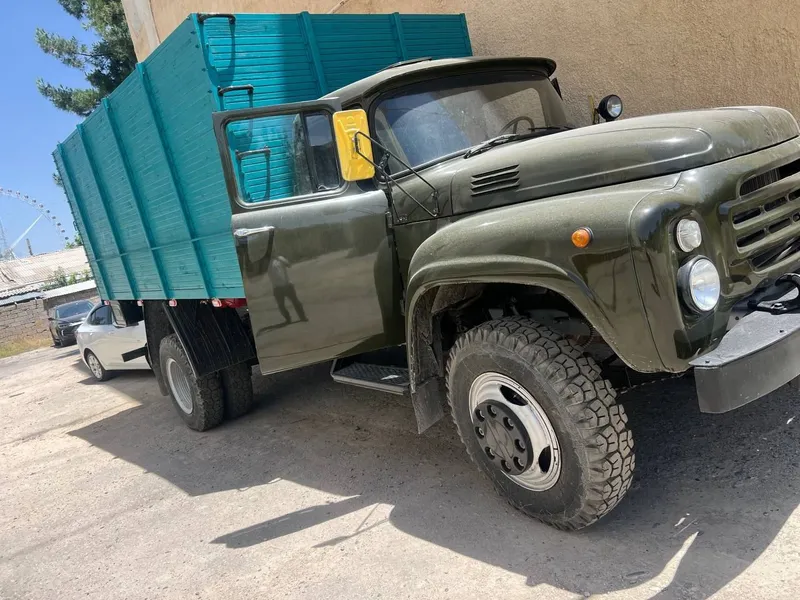 Zil 130 3