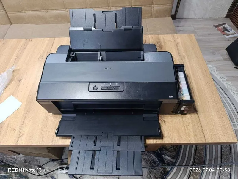 Epson L 1300 A3 sotiladi. Holat juda zo`r. 2300 ta chiqargan. 1