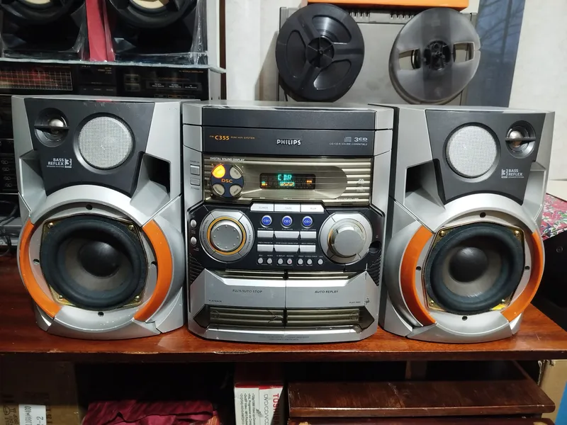 PHILIPS