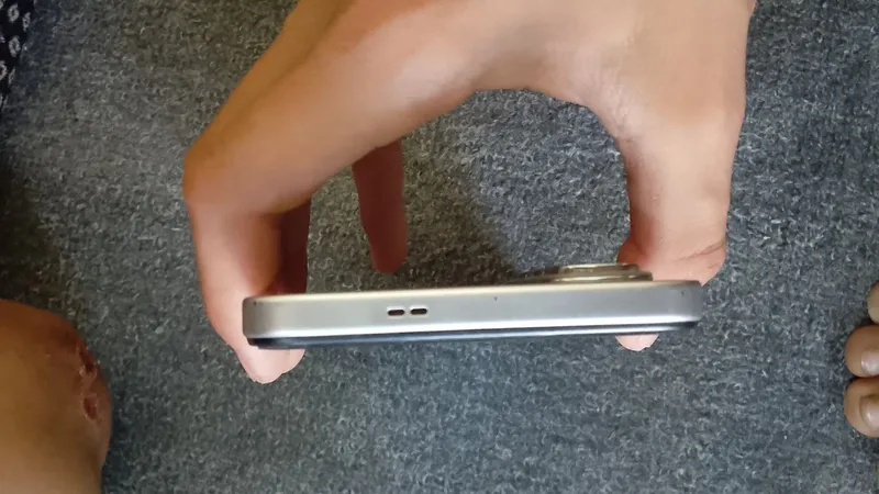 Infinix Hot 60i, родной, коробка, документы, зарядка есть 2 Infinix Hot 60i, родной, коробка, документы, зарядка есть 2