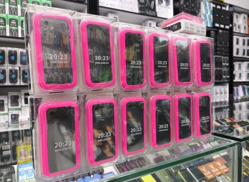 Nokia Barbie 2660 Flip 7 Nokia Barbie 2660 Flip 7