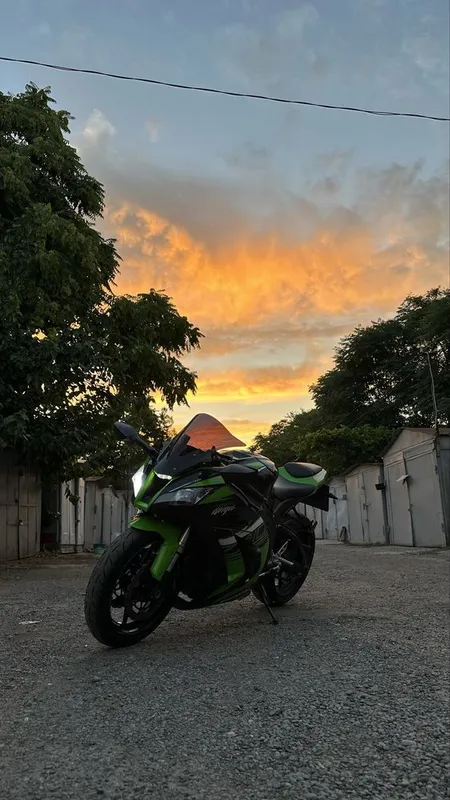 Kawasaki ZX10R 2012 2 Kawasaki ZX10R 2012 2