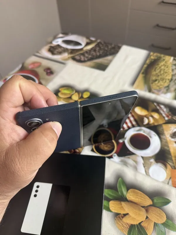 Samsung Z Fold 5 — фото 3