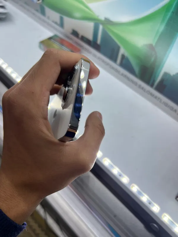iPhone 13 Pro серебристый, 90% 2