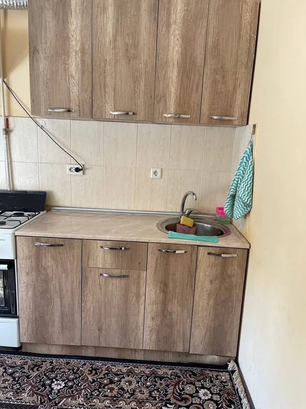Kuxinniy mebel gazplita vityeshka sotiladi — фото 2