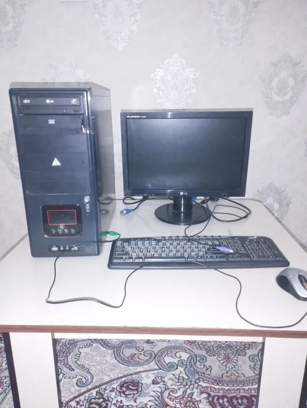 Компьютер Pentium 4 полный комплект