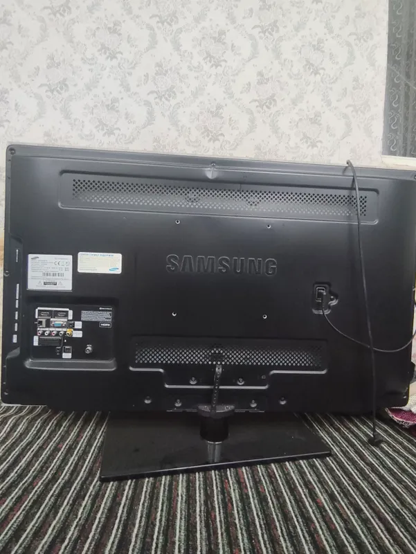 телевизор samsung 2