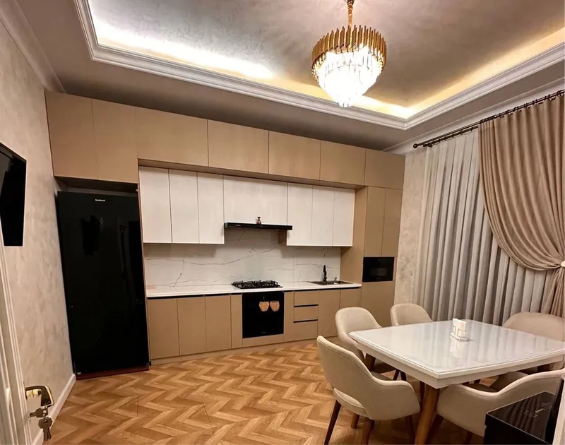 Срочно продается 2 этажный дом . Академ городок ИНХА