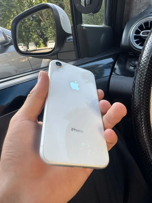 Iphone xr 64gbb. . Iphone xr 64gbb. .