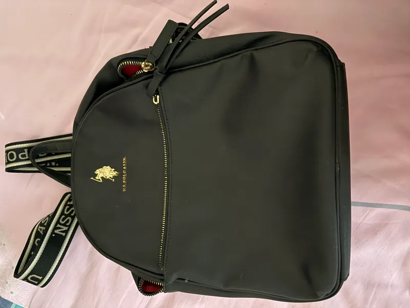 U.S. Polo Assn. qora ryukzak 3