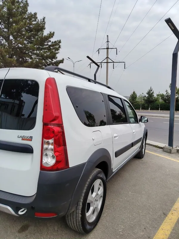 Lada largus cross 5 Lada largus cross 5