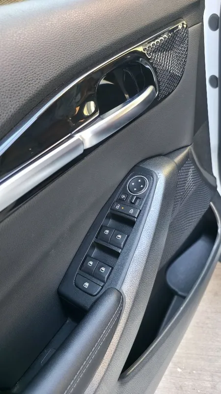 Kia Seltos 2023. Пробег 5500 7