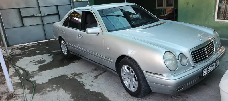 Продам Мерседес 210 4 Продам Мерседес 210 4
