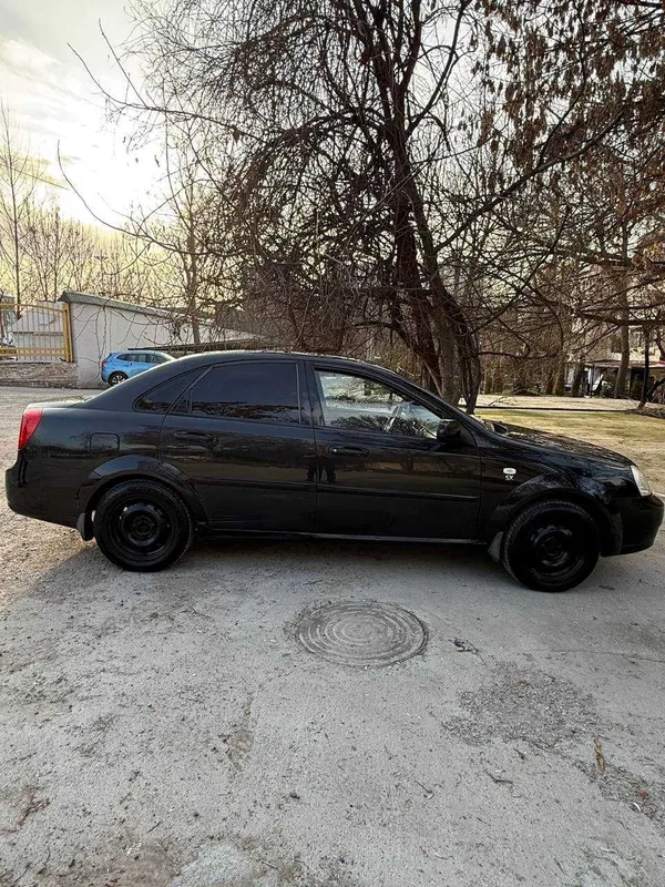 Lacetti 2010, 1.8 2 Lacetti 2010, 1.8 2