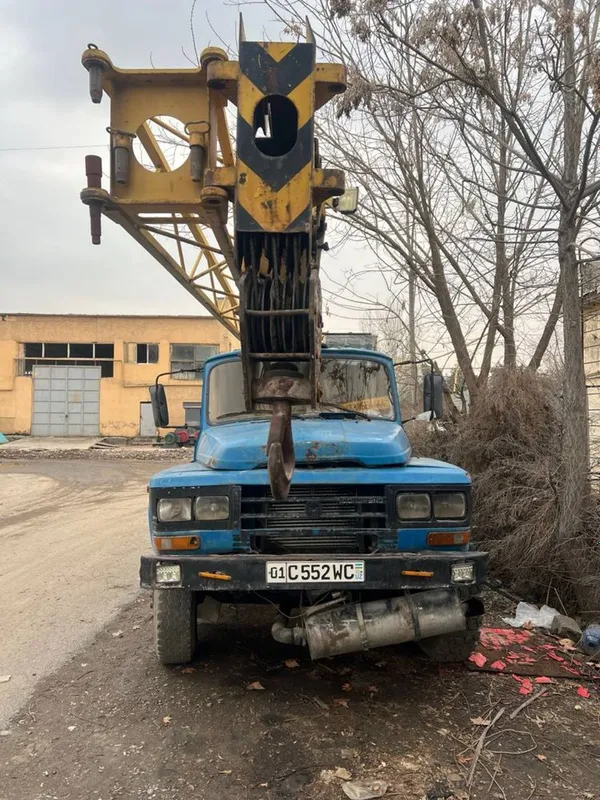 Автокран Dongfeng 1 Автокран Dongfeng 1
