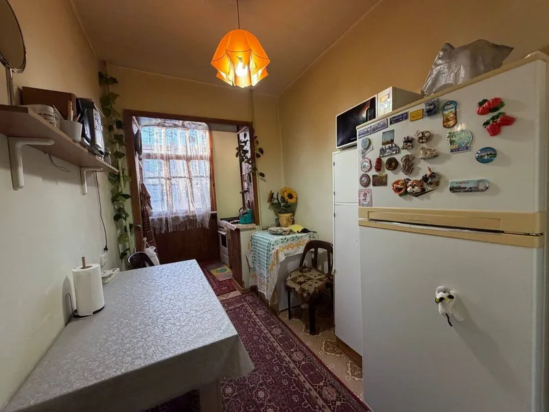 Продам квартиру Юнусабад 18 1 Продам квартиру Юнусабад 18 1