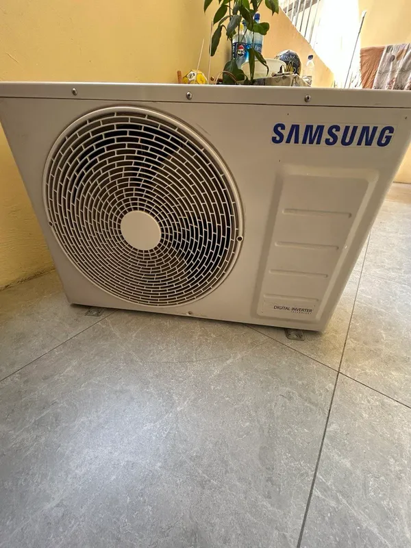 кондиционер samsung (внешний блок) 1