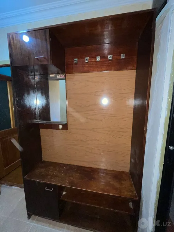 Продается прихожка 1 Продается прихожка 1