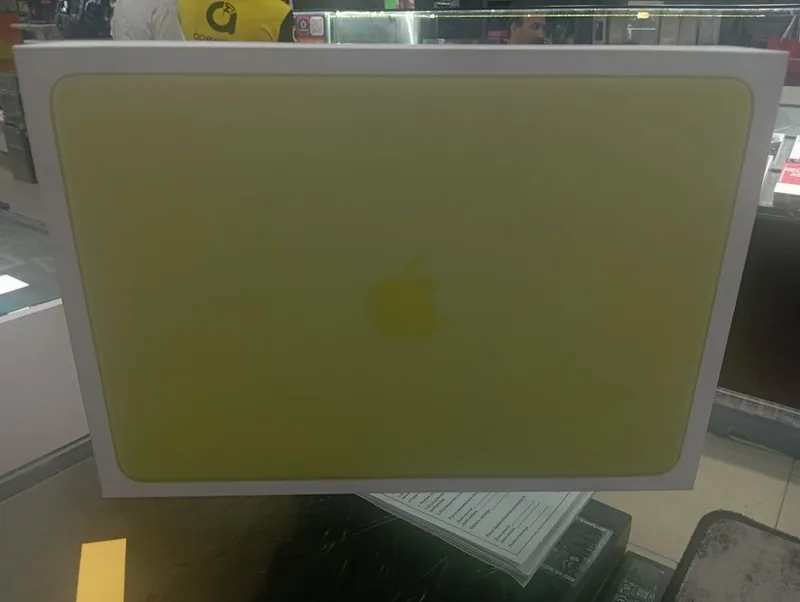 Mackbook Neo New