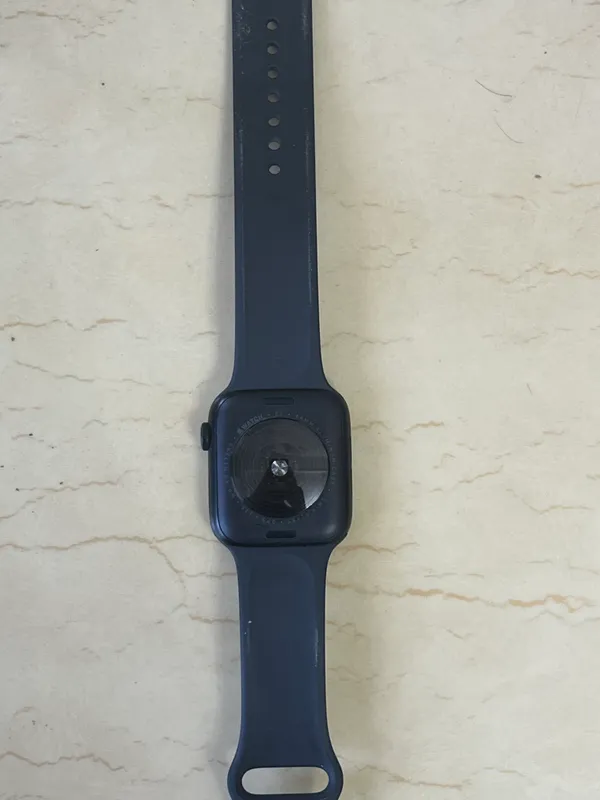 A’lo holatdagi Apple Watch SE2 44mm Midnight 2 A’lo holatdagi Apple Watch SE2 44mm Midnight 2