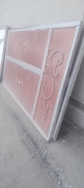 Darvoza sotiladi 3 - 280 ugulniklari qalin holati yaxshi kelishtirib b