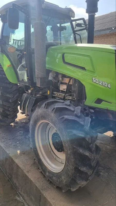 Продаеться Трактор Садин SD2104
