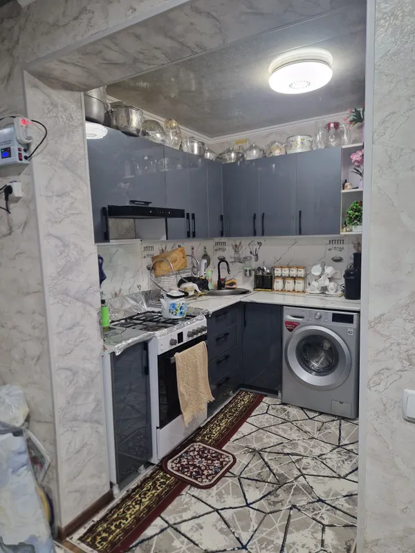 Сдается 3 х комнатная кварира в районе Октябрь — фото 1