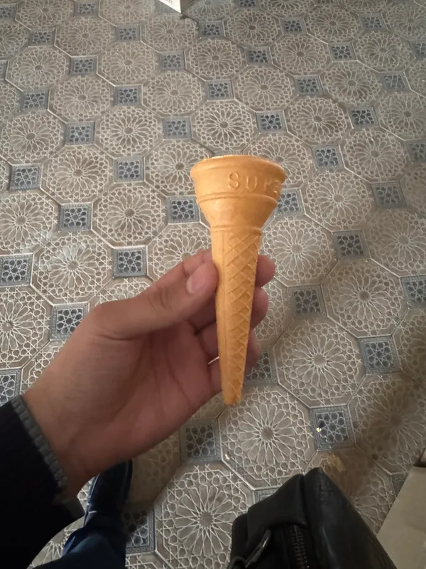 marojni vafli rajok fakel konus