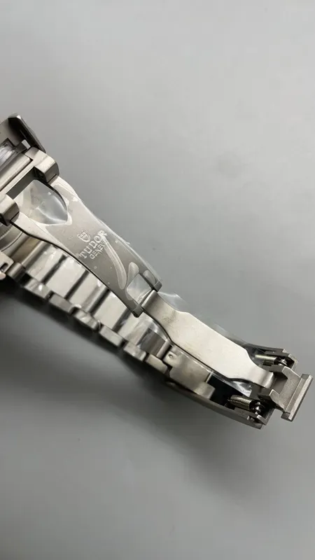 TUDOR PELAGOS TITANIUM — фото 4 TUDOR PELAGOS TITANIUM — фото 4