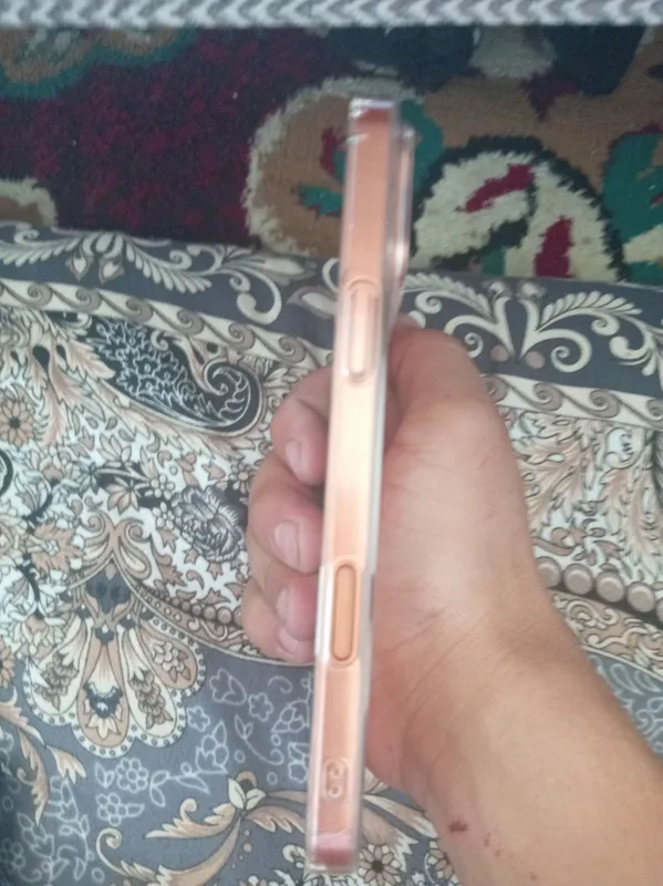 iPhone 17 Dubai люкс 4