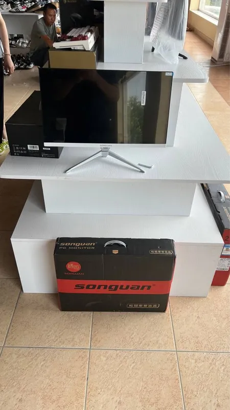 Компьтерные мониторы 1 Компьтерные мониторы 1