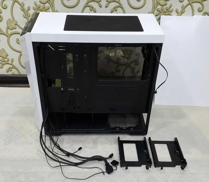 Cooler Master "Master Box" — фото 1