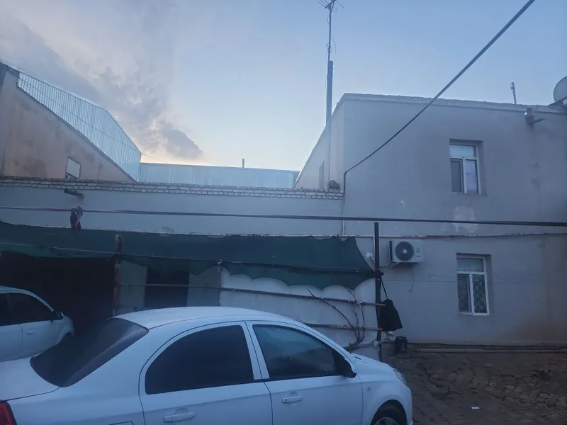 В махалле Doʻstlik продаётся 2-этажный участок с домом В махалле Doʻstlik продаётся 2-этажный участок с домом