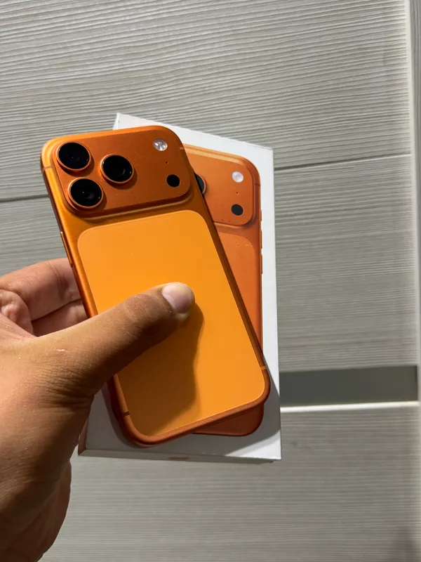 IPHONE 17 PRO 1