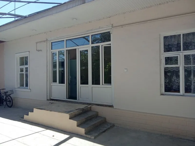 Продаю 2× этажный участок 4 сотки 10 комнат на Кадышева 7 Продаю 2× этажный участок 4 сотки 10 комнат на Кадышева 7