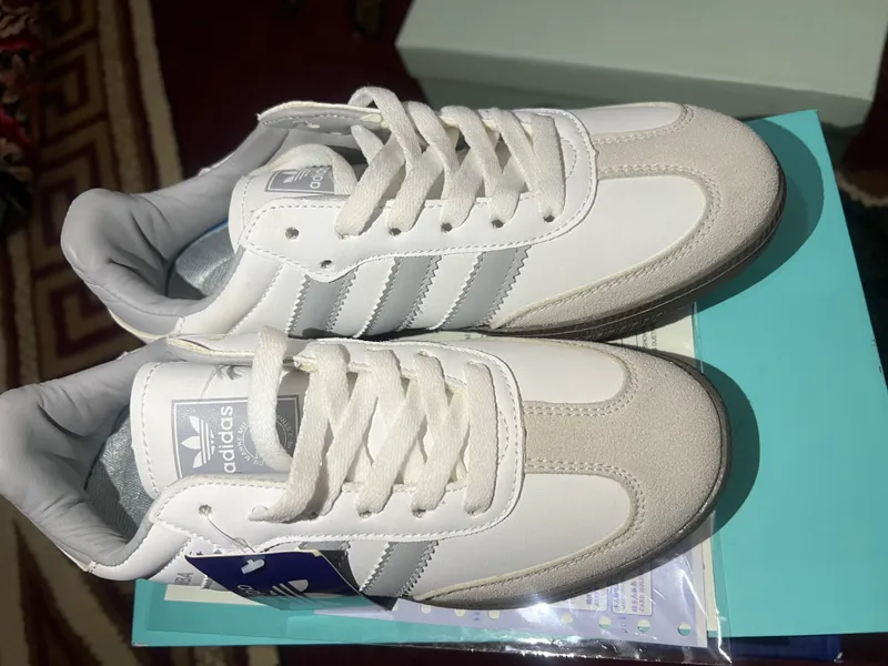 Krasovka Adidas 3 Krasovka Adidas 3