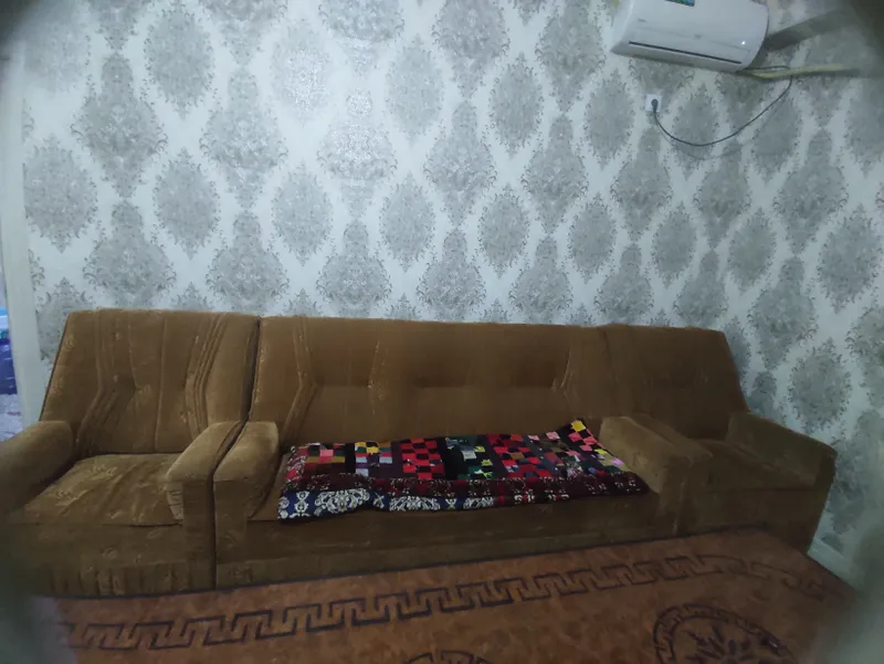 Срочно продаётся диван.
