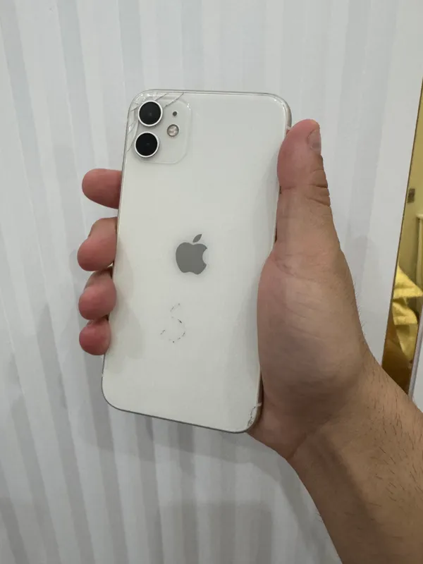iPhone 11 64Gb White Akk: 70% Radnoy 1 iPhone 11 64Gb White Akk: 70% Radnoy 1