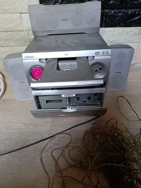 Продам музыкальный центр магнитофон Sony 7 Продам музыкальный центр магнитофон Sony 7