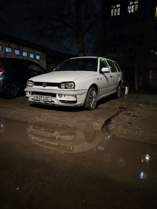 продается Volksvagen golf 3 универсал — фото 1