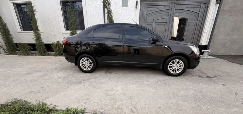 Автомобиль Cobalt, 4-я позиция 6 Автомобиль Cobalt, 4-я позиция 6