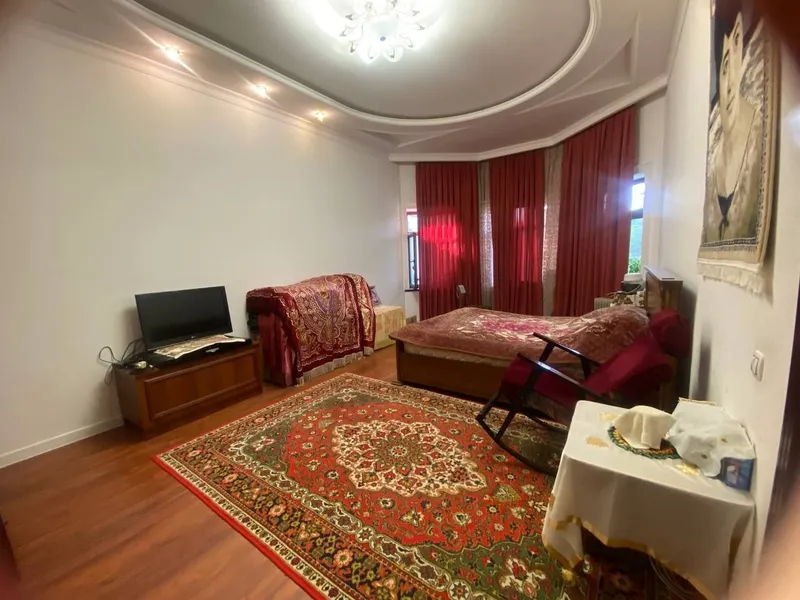 Продаётся большой благородный уютный 2 эт.дом в Кибрае вдоль дороги — фото 6